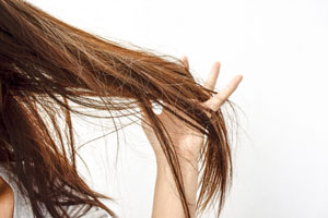 髪のダメージ予防について